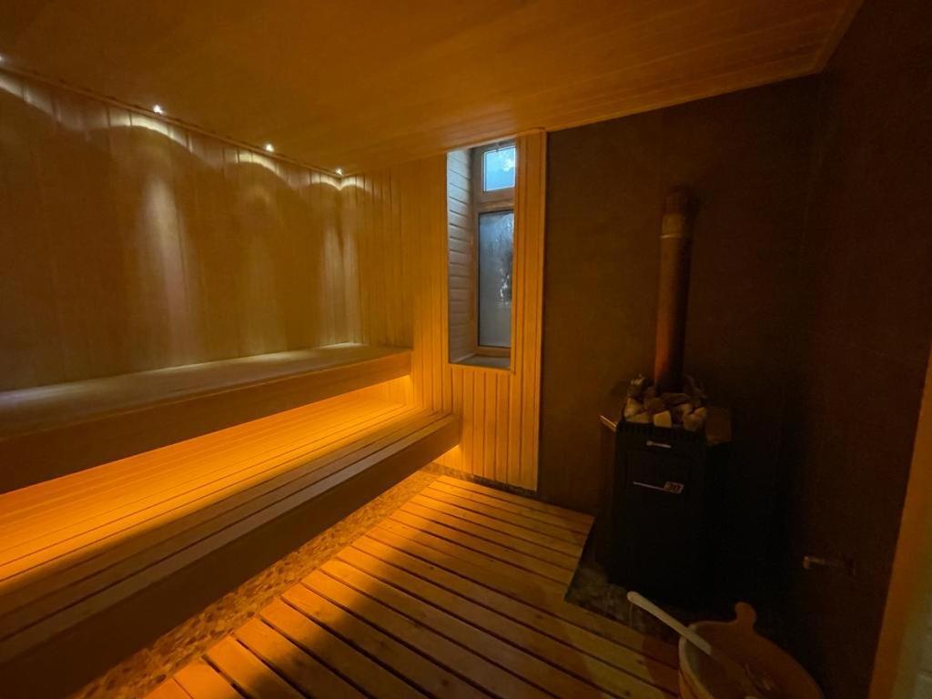 Barhat Hotel & Spa Taraz Exterior photo