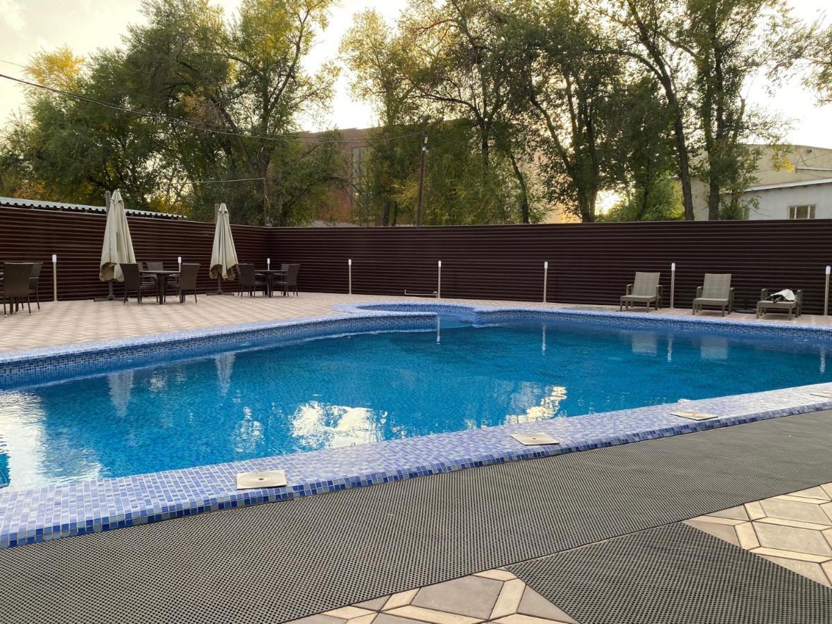 Barhat Hotel & Spa Taraz Exterior photo